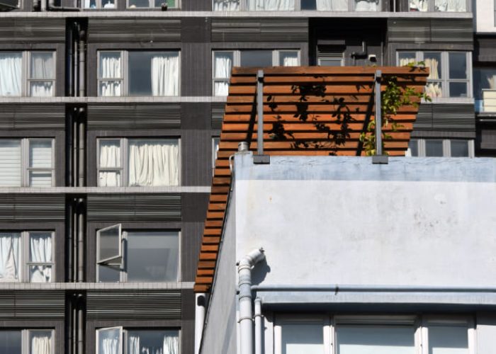 edificio con canalones